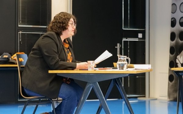 Félicitations à 𝗝𝗮𝗱𝗲 𝗕𝗲𝗿𝗴𝗲𝗿, doctorante du Laboratoire Histoire Humanités Architecture Contemporanéité (LHAC) à l' Ecole Nationale Supérieure d'Architecture de Nancy, ED Humanités Nouvelles - Fernand Braudel (Université de Lorraine) titulaire désormais de son doctorat après avoir soutenu le 2 décembre sa thèse intitulée :
>>> 𝗗𝗲 𝗹'𝘂𝘀𝗶𝗻𝗲 𝘀𝗶𝗱é𝗿𝘂𝗿𝗴𝗶𝗾𝘂𝗲 𝗱é𝘀𝗮𝗳𝗳𝗲𝗰𝘁é𝗲 à 𝗹'𝗼𝗯𝗷𝗲𝘁 𝗽𝗮𝘁𝗿𝗶𝗺𝗼𝗻𝗶𝗮𝗹. 𝗛𝗶𝘀𝘁𝗼𝗶𝗿𝗲 𝗱𝗲 𝗹𝗮 𝗿𝗲𝗰𝗼𝗻𝘃𝗲𝗿𝘀𝗶𝗼𝗻 𝗲𝘁 𝗱𝗲 𝗹𝗮 𝗽𝗮𝘁𝗿𝗶𝗺𝗼𝗻𝗶𝗮𝗹𝗶𝘀𝗮𝘁𝗶𝗼𝗻 𝗱𝗲𝘀 𝘃𝗲𝘀𝘁𝗶𝗴𝗲𝘀 𝘀𝗶𝗱é𝗿𝘂𝗿𝗴𝗶𝗾𝘂𝗲𝘀 𝗲𝗻 𝗟𝗼𝗿𝗿𝗮𝗶𝗻𝗲 𝗱𝘂 𝗳𝗲𝗿 (𝟭𝟵𝟲𝟲-𝟮𝟬𝟭𝟮) <<<
💡http://www.nancy.archi.fr/.../soutenance-de-these-de-jade...
#enseignementsuperieur #laboratoire #recherche #architecture #lorraine #teamarchi #ecoledarchitecture @culture_gouv