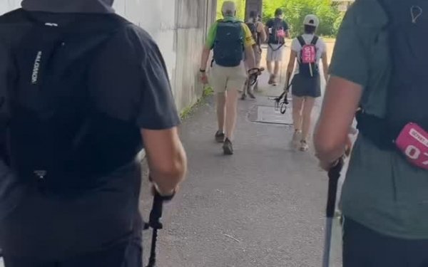 4 collègues amis, Franck, Gregory, Éléonore et Lara, des services administratifs de l’@ecolearchinancy relèvent le défi des 100km en 30h d’oxfam ce week-end à Nancy.  Go go go #eamarchi #solidarité